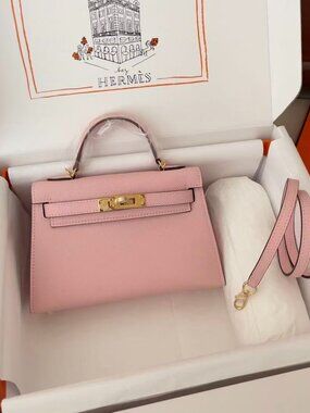 Classic Hermes Bag: A Stylish and Versatile Choice for Elegance